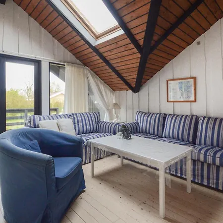 3 Bedroom Lovely In 펜션 *