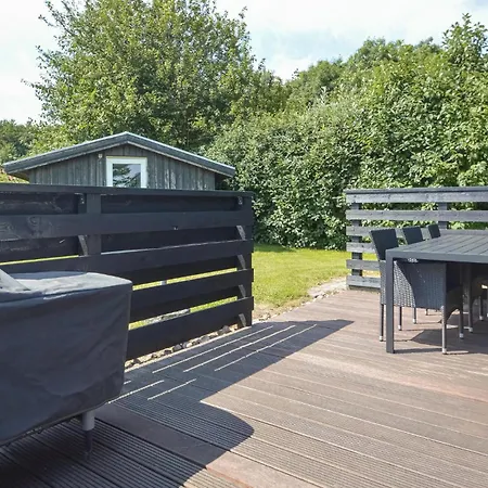 3 Bedroom Lovely In 펜션